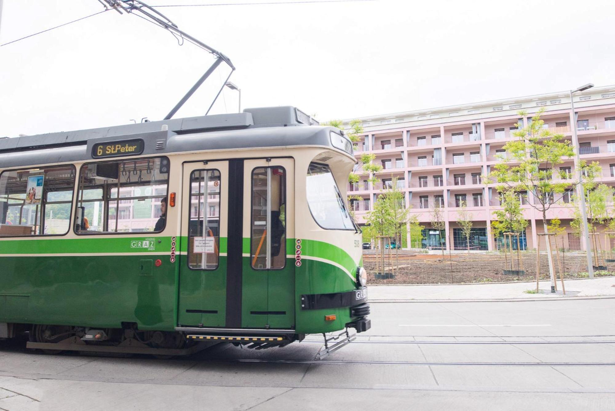 Muzeta Graz - Eco-Friendly Parkview Holiday Apartments In Graz'S Smart City Buitenkant foto