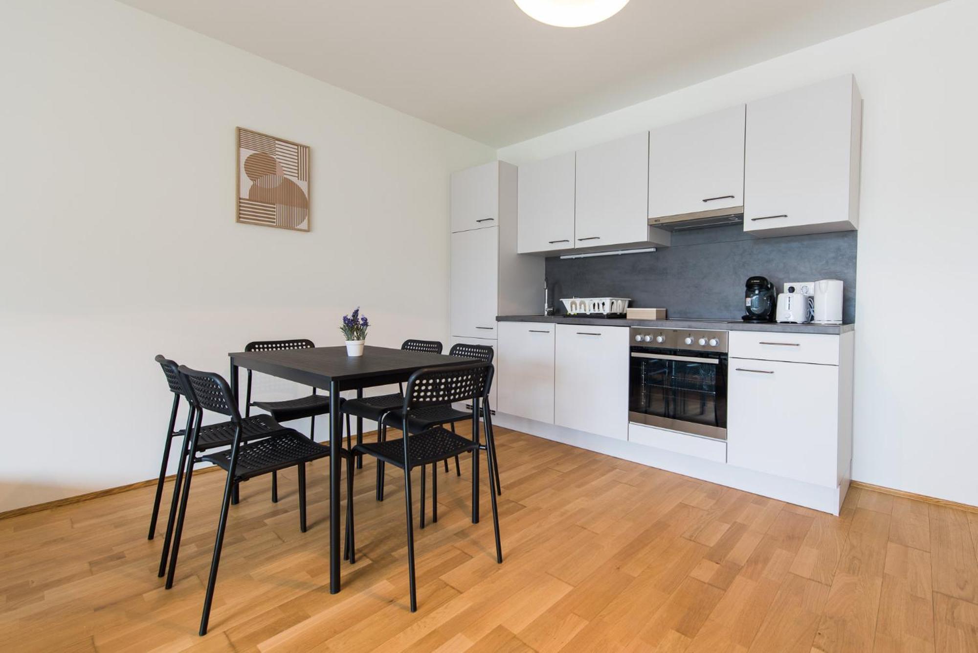 Muzeta Graz - Eco-Friendly Parkview Holiday Apartments In Graz'S Smart City Buitenkant foto